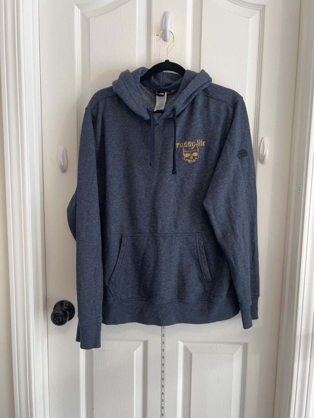 The North Face Blue Heather Embroidered Graphic Skull Hoodie Men L